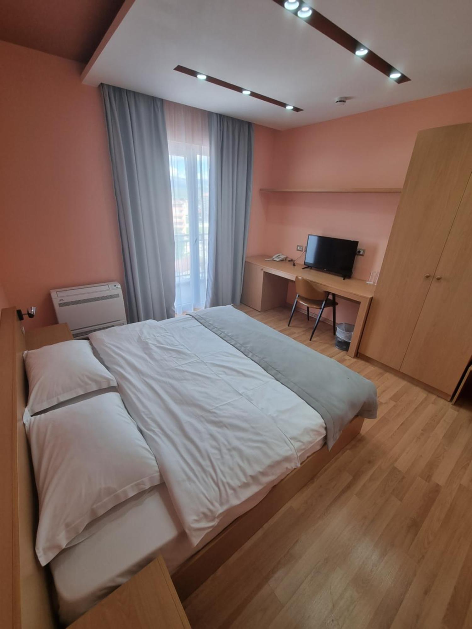 Elite Hotel Pogradec Room photo